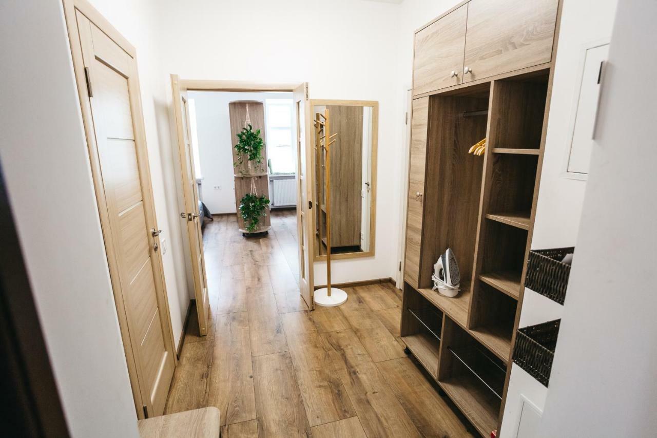 "Green Oasis Apartment" Lviv Kültér fotó